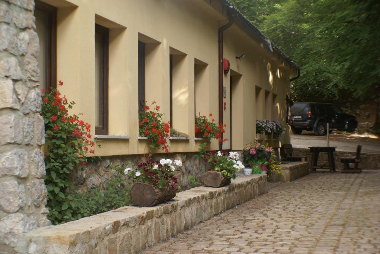 A Pousada Rifugio Giuliano Marini Piano Battaglia Exterior foto